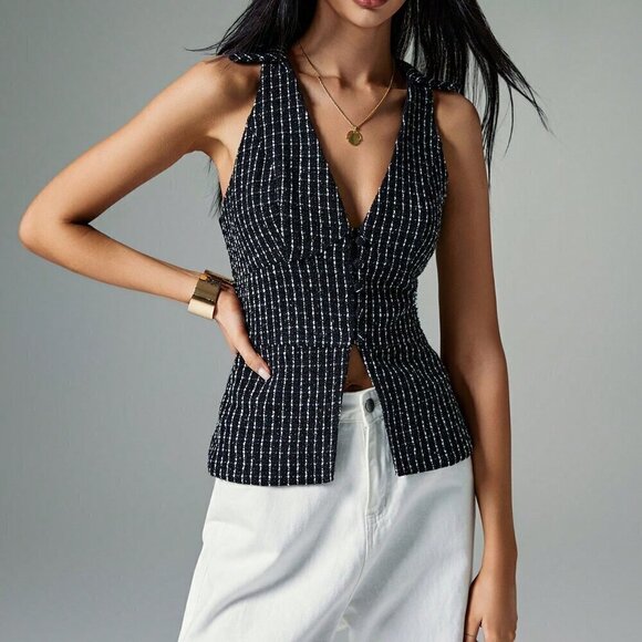 Tops - Black and White Casual Women's Sleeveless Blouse
